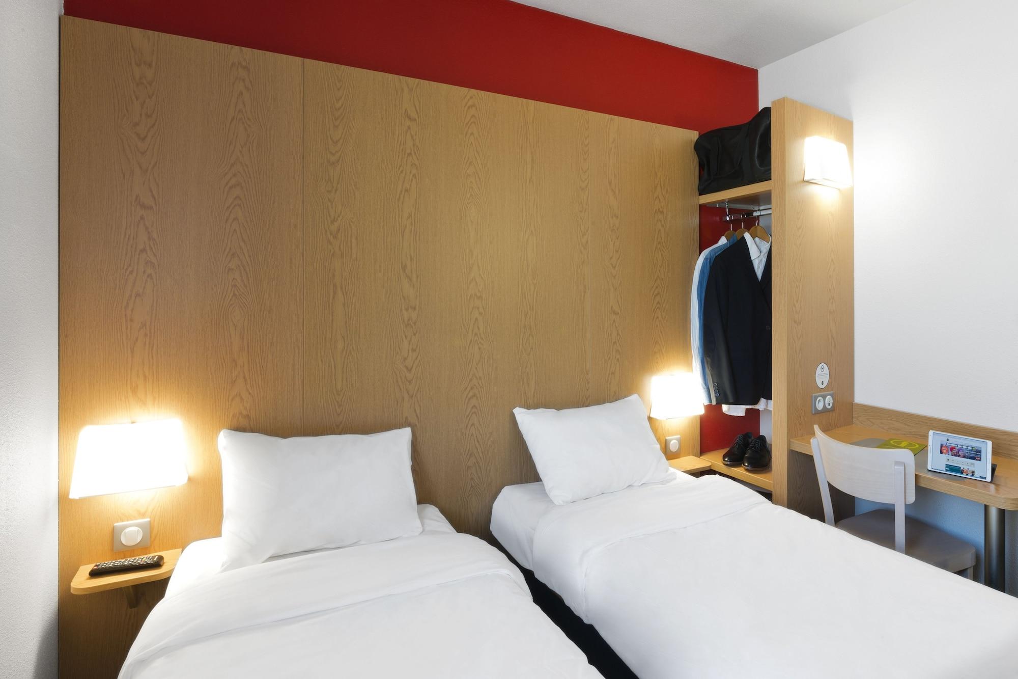B&B Hotel Niort Marais Poitevin Est Luaran gambar